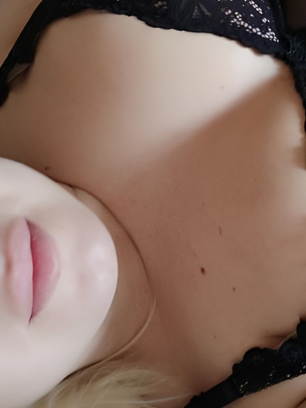 Даша привлекательная девушка из Буденновск цена от 10000 руб