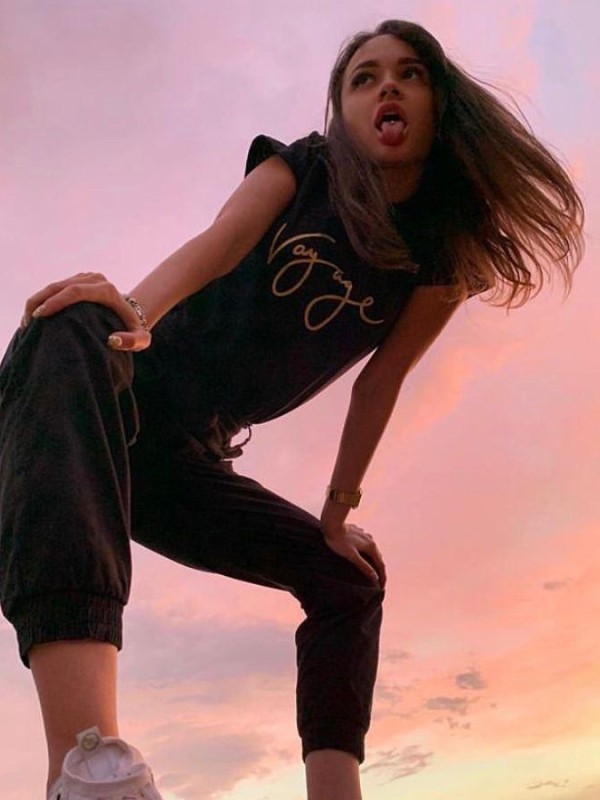 🎥 Жанна привлекательная девушка из Буденновск цена от 5000 руб