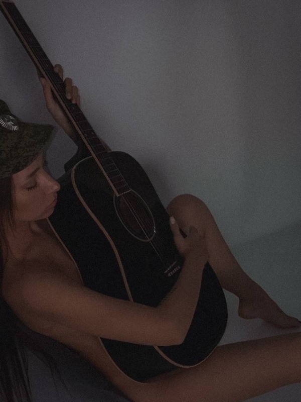 Клеопатра привлекательная девушка из Буденновск цена от 7000 руб